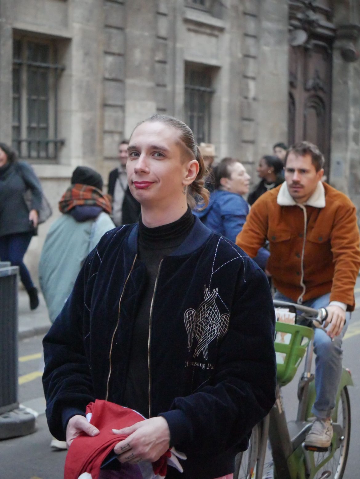 Campagne promotionnelle de lancement pour Minnesang Paris